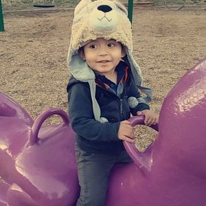 Meet your Posher, Monjaras